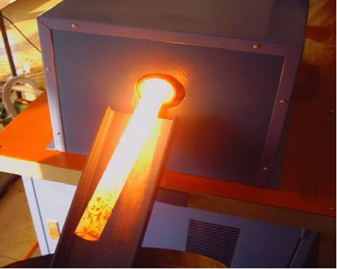 中頻感應加熱爐http://m.signsnet.cn/